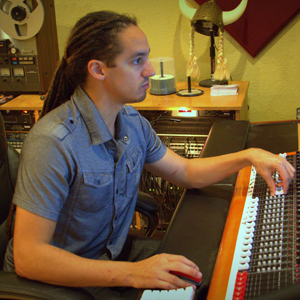 Meet Zan Llaneza, Audio Engineer and Beat Creator for Eclipse Recording Company